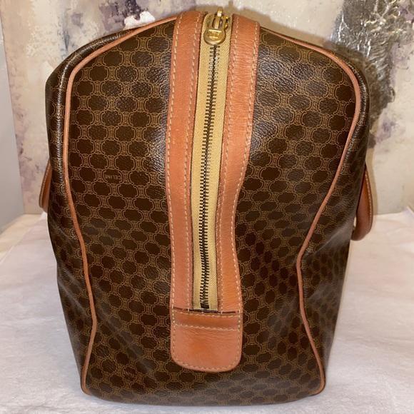 Authentic Celine Travel Bag With Chained Pouch!  COA INCLUDED!! - Picture 4 of 16
